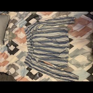 Aeropostale shoulder long sleeve